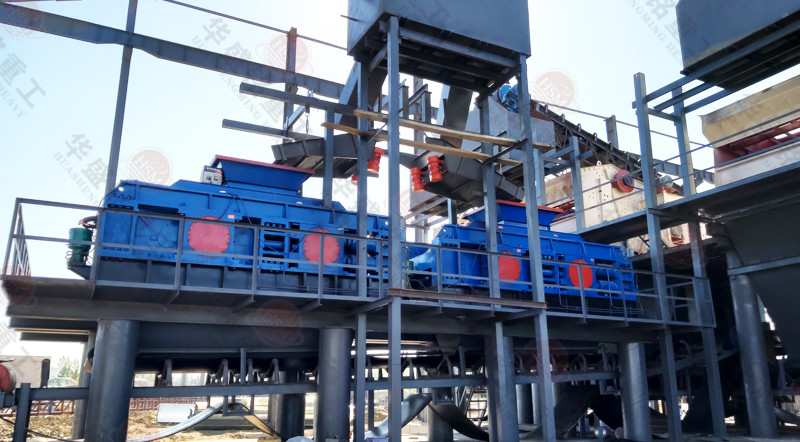 花崗巖制砂機(jī)現(xiàn)場(chǎng)