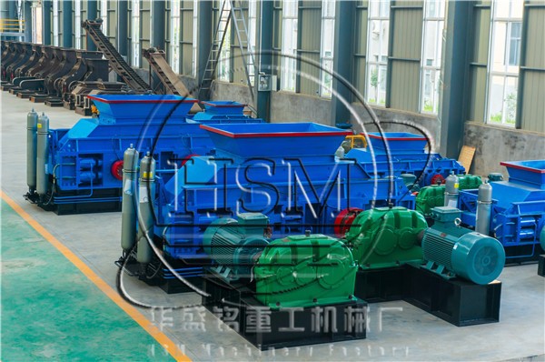 石頭制砂機(jī) 時(shí)產(chǎn)300噸的石頭制砂機(jī)一臺(tái)大概多少錢