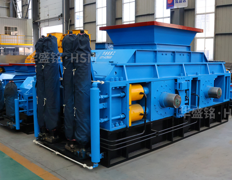 沙場用大型全液壓對輥制砂機(jī)多少錢一臺